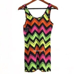 No Boundaries Tank Top M 7-9 Juniors NWT Neon Zig Zag Chevron Festival Club